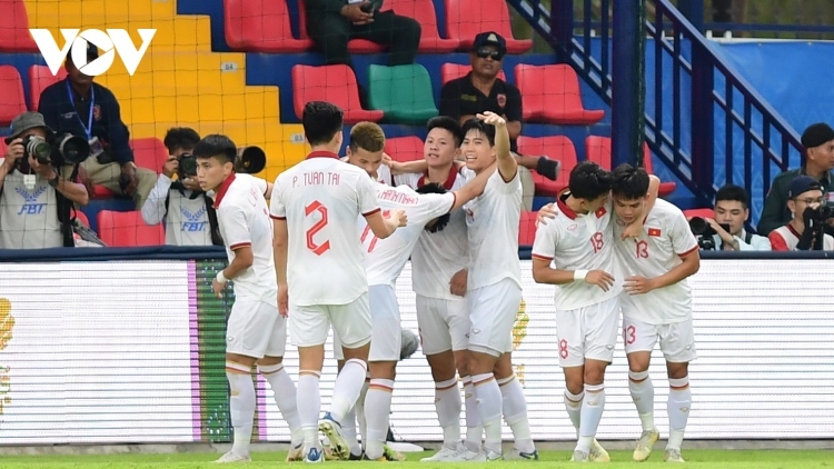 SEA Games 32: U22 Vietnam stun U22 Singapore 3-1